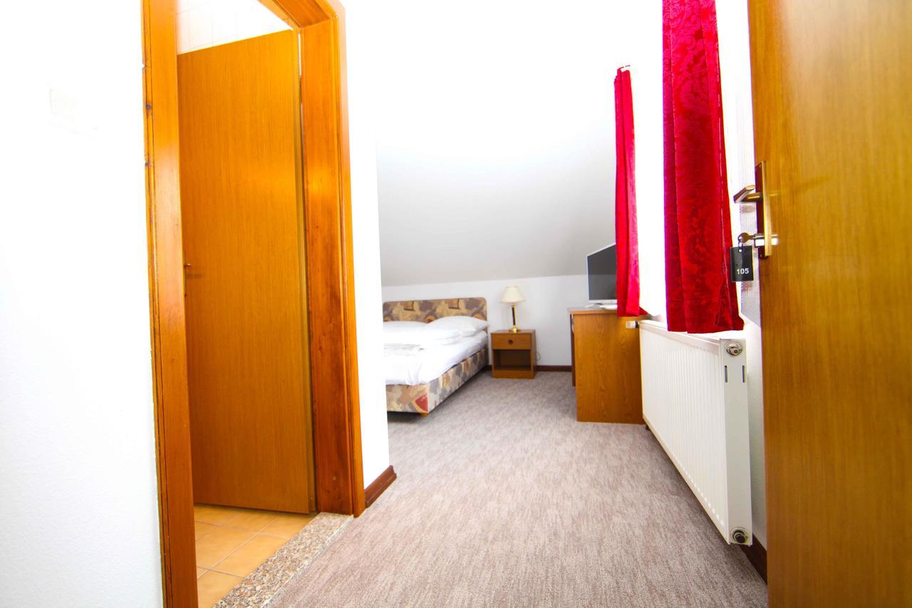 Hard Rock Rooms For Two Livno Zewnętrze zdjęcie